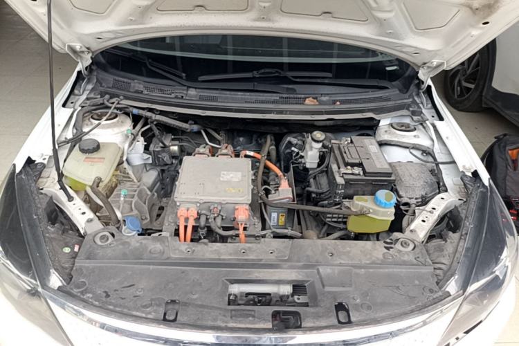 Used Dongfeng Aeolus E70 2023 360H Battery-Swap Version Engine Bay
