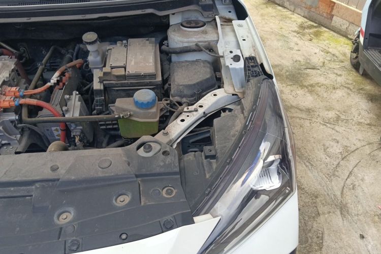 Used Dongfeng Aeolus E70 2023 PRO Smart Drive Edition Engine Bay Left