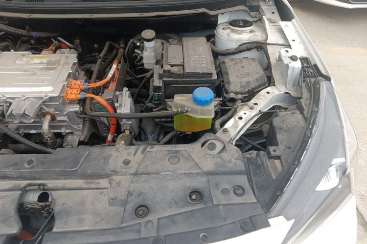 Used Dongfeng Aeolus E70 2023 PRO Smart Drive Edition Engine Bay Left