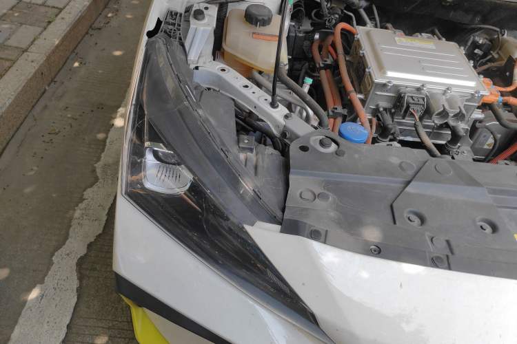 Used Dongfeng Aeolus E70 2023 PRO Comfort Edition Engine Bay Right