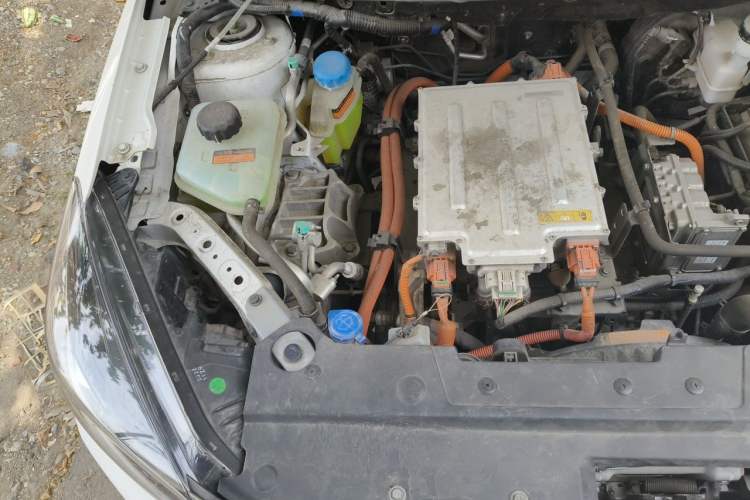 Used Dongfeng Aeolus E70 2023 PRO Comfort Edition Engine Bay Right