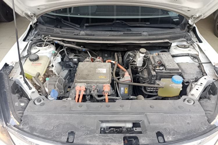 Used Dongfeng Aeolus E70 2023 360H Battery-Swap Version Engine Bay