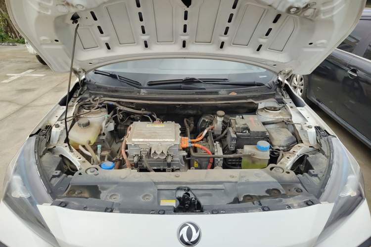 Used Dongfeng Aeolus E70 2023 Revised PRO Smart Drive Version Engine Bay
