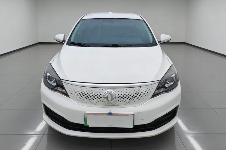 Used Dongfeng Aeolus E70 2023 500 Smart Edition Lithium Iron Phosphate 48.6 kWh 120 kW Exterior 1