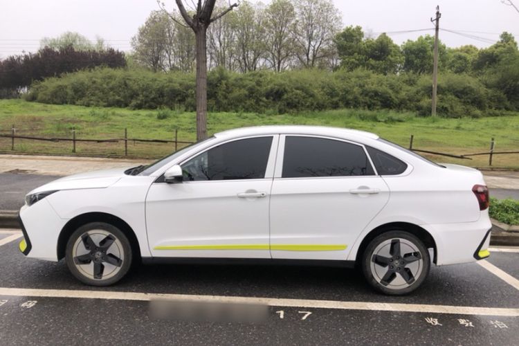 Used Dongfeng Aeolus E70 2023 Revised PRO Smart Drive Version Exterior 1