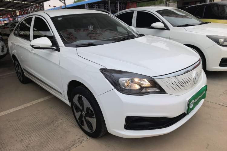 Used Dongfeng Aeolus E70 2023 500 Smart Version Lithium Iron Phosphate 48.6 kWh 110 kW Exterior 1