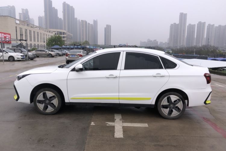Used Dongfeng Aeolus E70 2023 Revised PRO Smart Drive Version Exterior 2