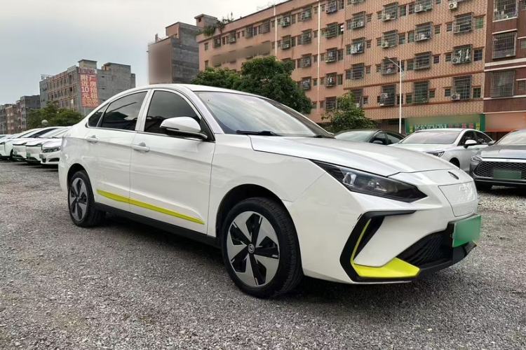 Used Dongfeng Aeolus E70 2023 Revised PRO Smart Drive Version Exterior 2
