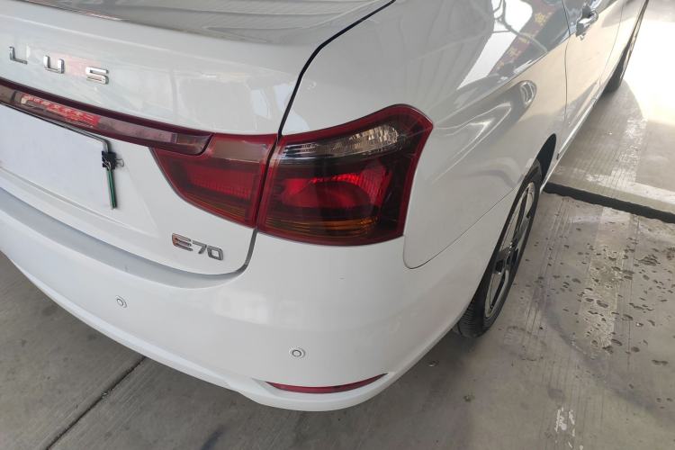 Used Dongfeng Aeolus E70 2023 500 Smart Edition Lithium Iron Phosphate 47.58 kWh Exterior 3