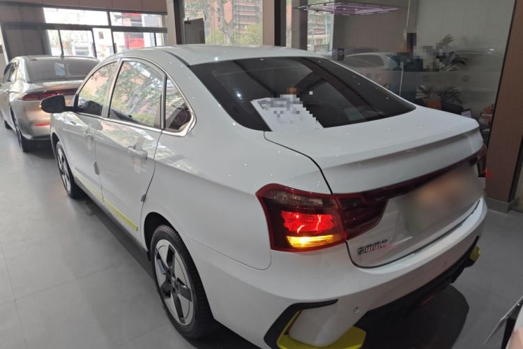 Used Dongfeng Aeolus E70 2023 PRO Smart Drive Edition Exterior 3