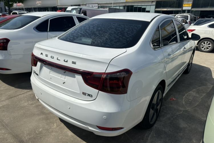 Used Dongfeng Aeolus E70 2023 500 Smart Version Lithium Iron Phosphate 48.6 kWh 110 kW Exterior 4