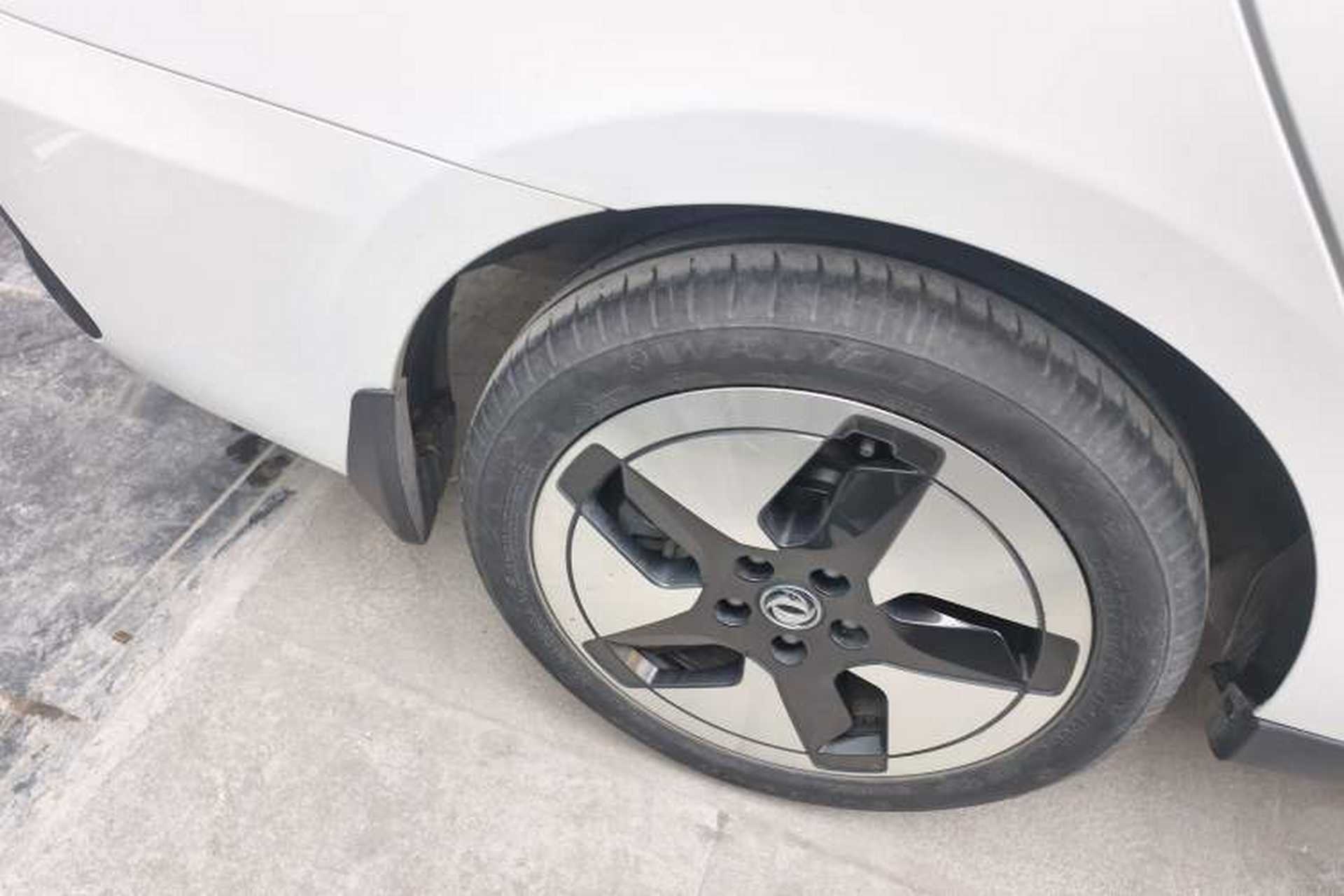 Used Dongfeng Aeolus E70 2023 Revised PRO Smart Drive Version Exterior 8