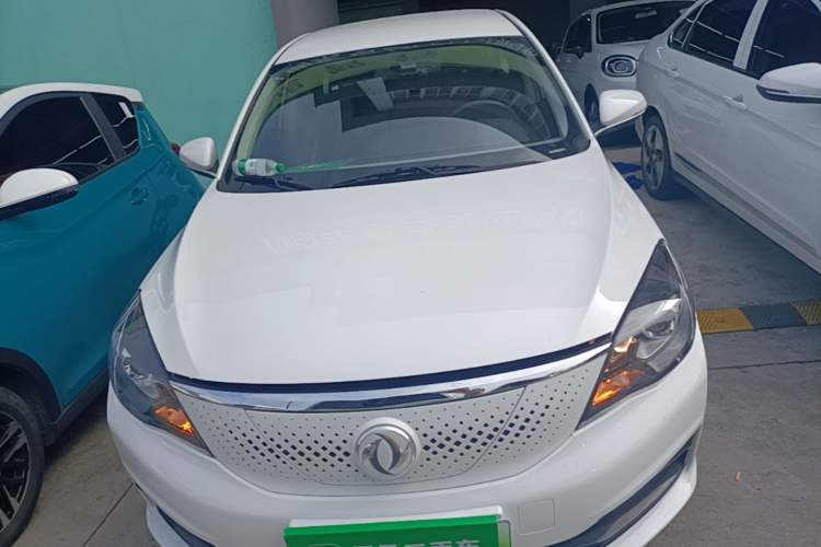 Used Dongfeng Aeolus E70 2023 400H Battery-Swap Rental Version Front