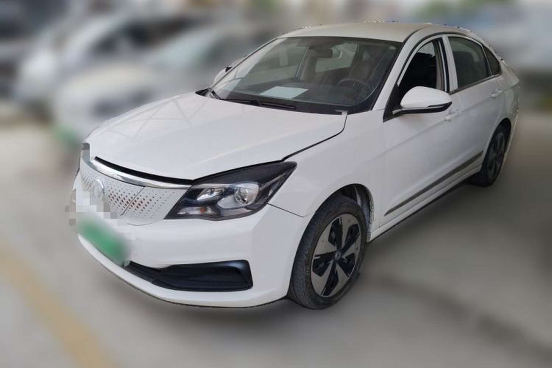 Used Dongfeng Aeolus E70 2023 500 Smart Edition Lithium Iron Phosphate 47.58 kWh Front Left 45 Deg