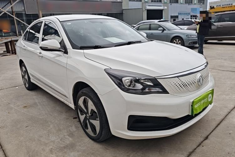 Used Dongfeng Aeolus E70 2023 500 Smart Edition Lithium-Ion Front Right 45 Deg