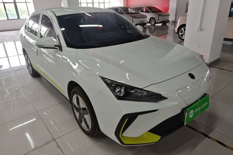 Used Dongfeng Aeolus E70 2023 PRO Comfort Edition Front Right 45 Deg