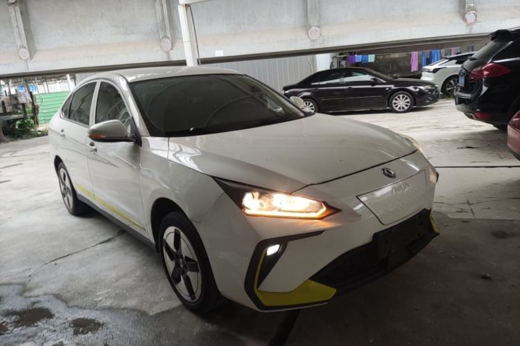 Used Dongfeng Aeolus E70 2023 PRO Comfort Edition Front Right 45 Deg