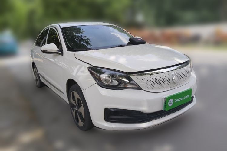 Used Dongfeng Aeolus E70 2023 PRO Comfort Edition Front Right 45 Deg
