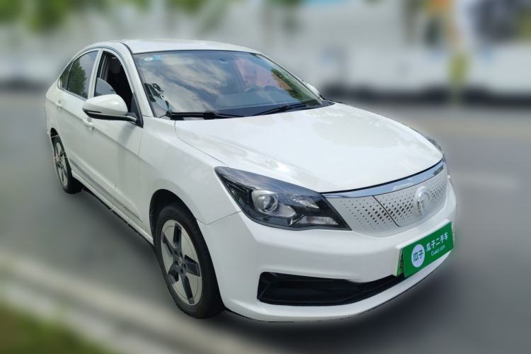 Used Dongfeng Aeolus E70 2023 500 Smart Version Lithium Iron Phosphate 48.6 kWh 110 kW Front Right 45 Deg