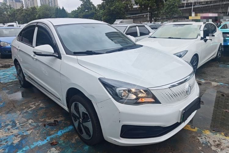 Used Dongfeng Aeolus E70 2023 500 Smart Edition Lithium-Ion Front Right 45 Deg