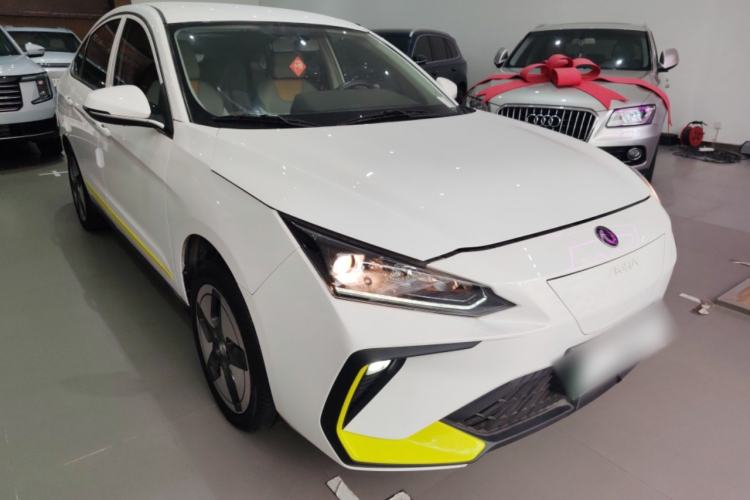 Used Dongfeng Aeolus E70 2023 PRO Smart Drive Edition Front Right 45 Deg