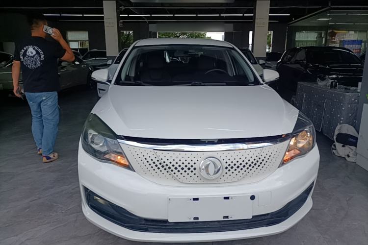 Used Dongfeng Aeolus E70 2023 400H Battery-Swap Rental Version Front