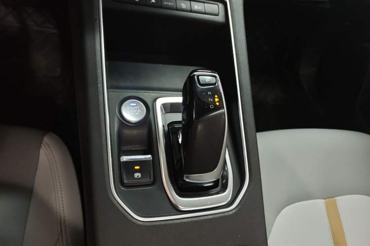 Used Dongfeng Aeolus E70 2023 PRO Comfort Edition Gear Lever