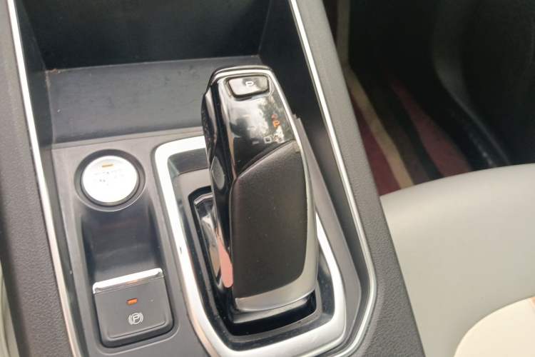 Used Dongfeng Aeolus E70 2023 PRO Smart Drive Edition Gear Lever