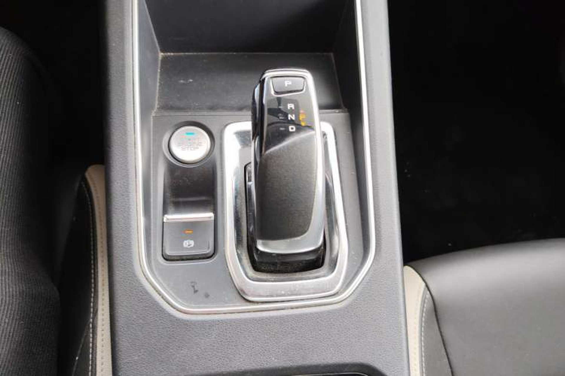 Used Dongfeng Aeolus E70 2023 500 Smart Edition Lithium Iron Phosphate 47.58 kWh Gear Lever