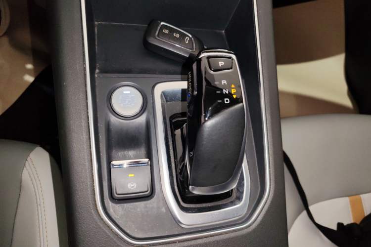 Used Dongfeng Aeolus E70 2023 PRO Smart Drive Edition Gear Lever
