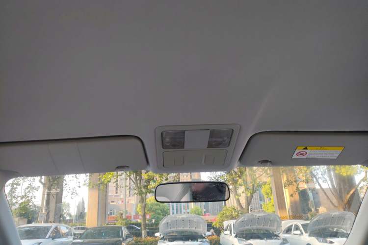 Used Dongfeng Aeolus E70 2023 Revised PRO Smart Drive Version Headliner