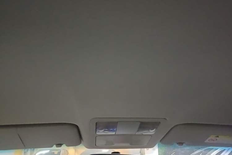 Used Dongfeng Aeolus E70 2023 Revised PRO Smart Drive Version Headliner