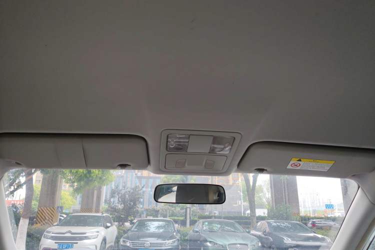 Used Dongfeng Aeolus E70 2023 Revised PRO Smart Drive Version Headliner