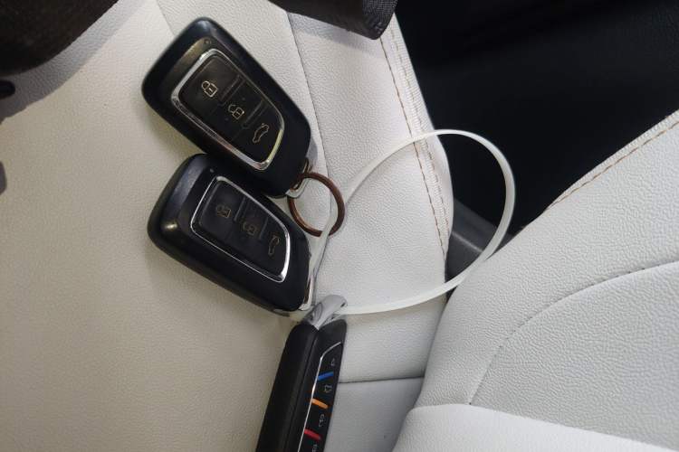 Used Dongfeng Aeolus E70 2023 Revised PRO Smart Drive Version Interior 1