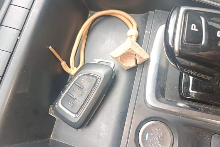 Used Dongfeng Aeolus E70 2023 360H Battery-Swap Version Interior 1