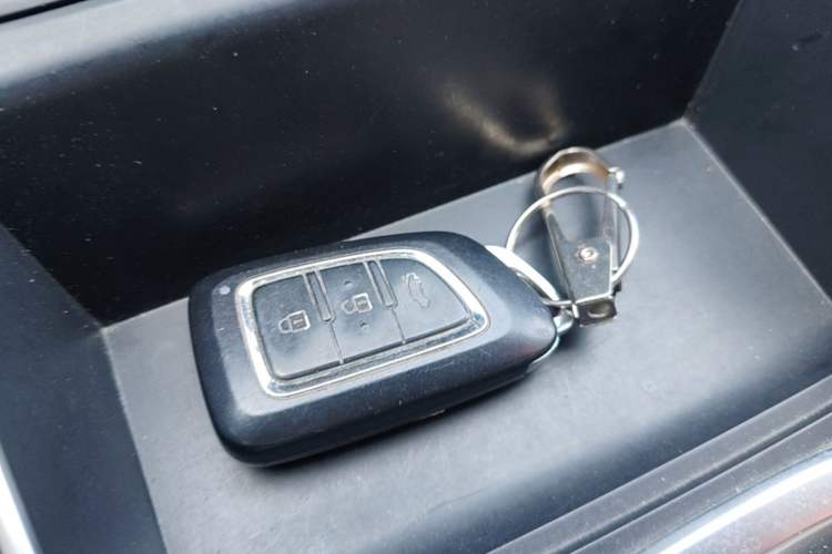 Used Dongfeng Aeolus E70 2023 Revised PRO Smart Drive Version Interior 1