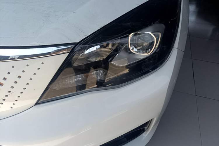 Used Dongfeng Aeolus E70 2023 360H Battery-Swap Version Left Front Headlight