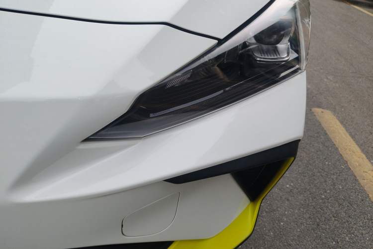 Used Dongfeng Aeolus E70 2023 Revised PRO Smart Drive Version Left Front Headlight