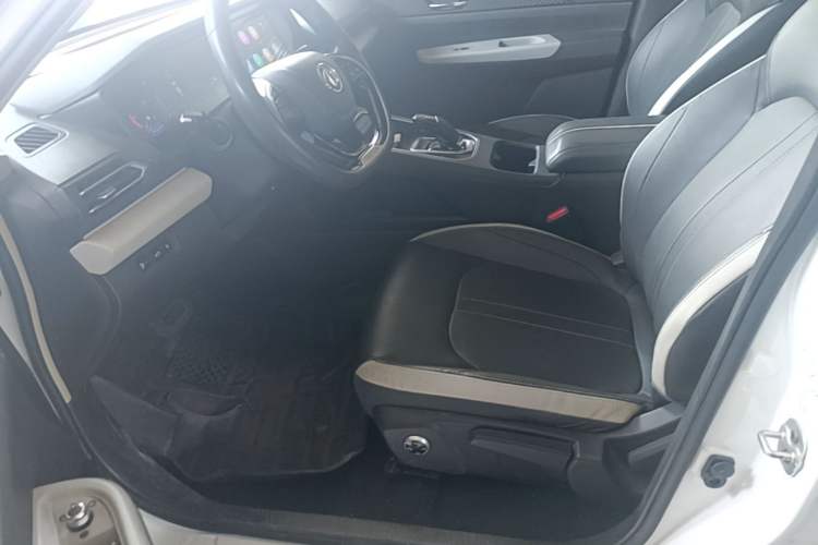 Used Dongfeng Aeolus E70 2023 360H Battery-Swap Version Left Front Seat