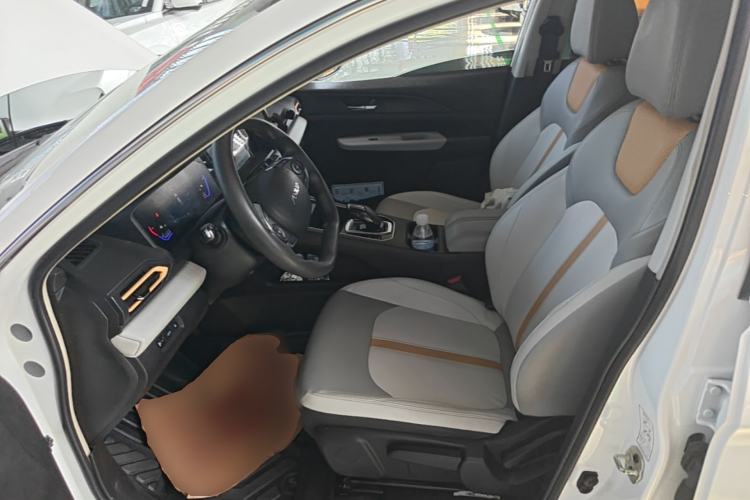 Used Dongfeng Aeolus E70 2023 Revised PRO Smart Drive Version Left Front Seat