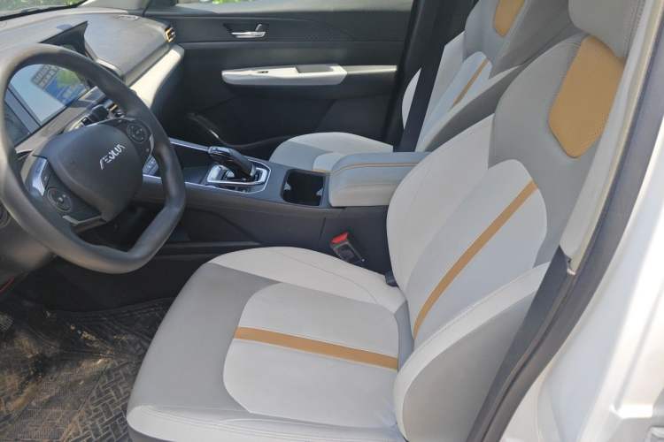 Used Dongfeng Aeolus E70 2023 Revised PRO Smart Drive Version Left Front Seat