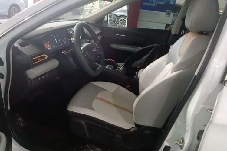 Used Dongfeng Aeolus E70 2023 Revised PRO Smart Drive Version Left Front Seat