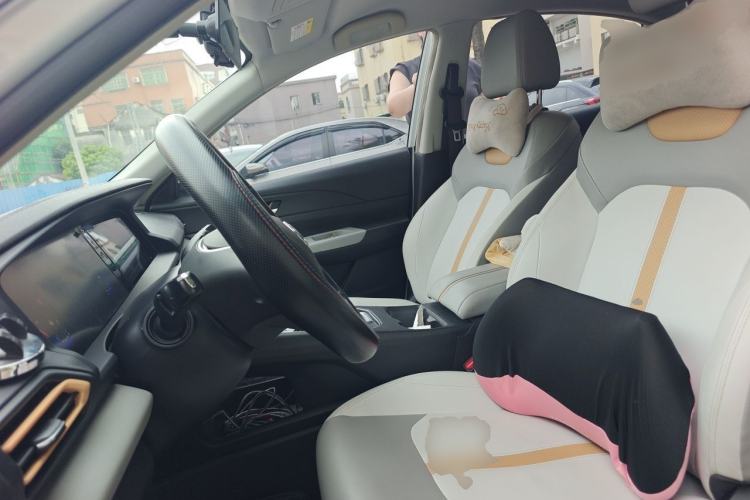 Used Dongfeng Aeolus E70 2023 Revised PRO Smart Drive Version Left Front Seat