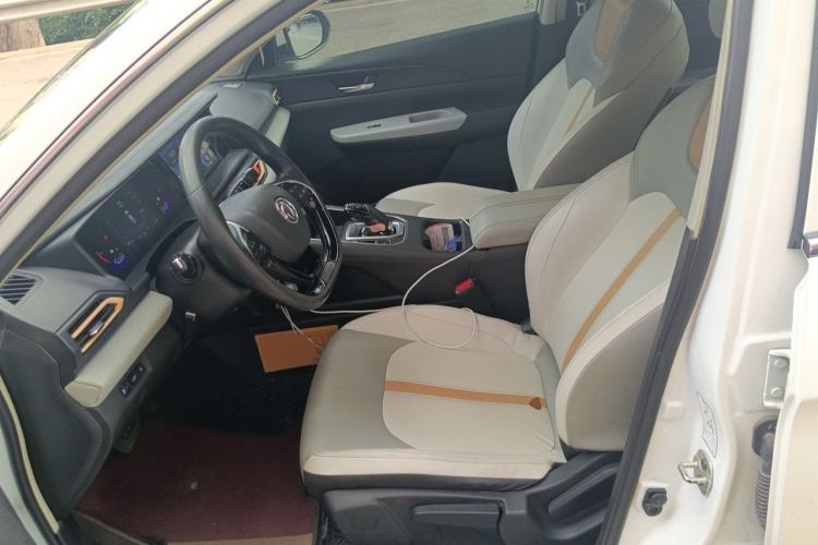Used Dongfeng Aeolus E70 2023 PRO Smart Drive Edition Left Front Seat