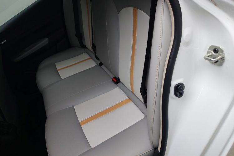 Used Dongfeng Aeolus E70 2023 Revised PRO Smart Drive Version Left Rear Seat