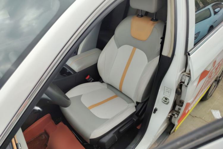 Used Dongfeng Aeolus E70 2023 Revised PRO Smart Drive Version Left Rear Seat