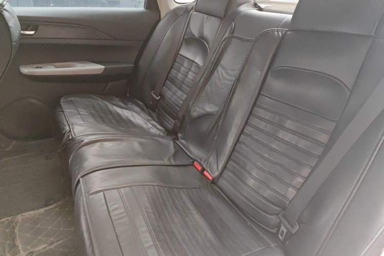 Used Dongfeng Aeolus E70 2023 500 Smart Version Lithium Iron Phosphate 48.6 kWh 110 kW Left Rear Seat