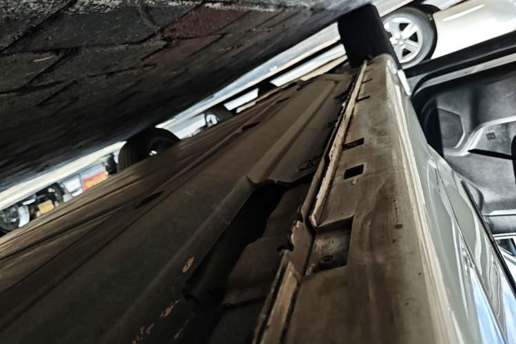 Used Dongfeng Aeolus E70 2023 PRO Smart Drive Edition Left Side Sill