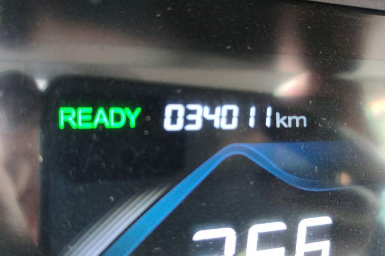 Used Dongfeng Aeolus E70 2023 400H Plug-in Hybrid Version Odometer Close Up