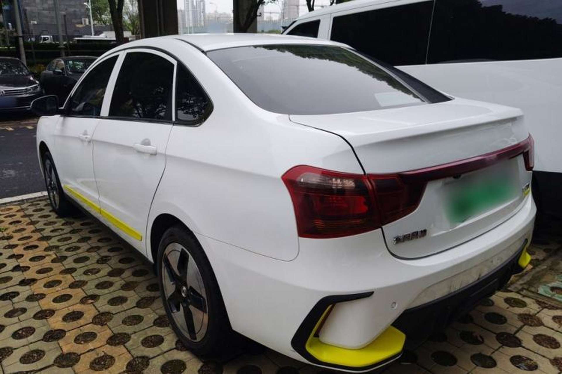 Used Dongfeng Aeolus E70 2023 Revised PRO Smart Drive Version Rear Left 45 Deg